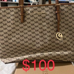 Mk tote